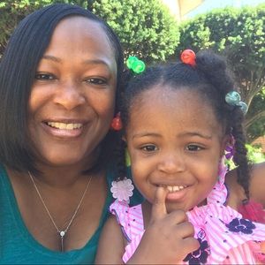 Meet your Posher, Shirley